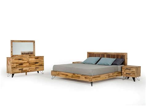 Pieza Light Wood Bedroom Set Modern Bedroom Furniture