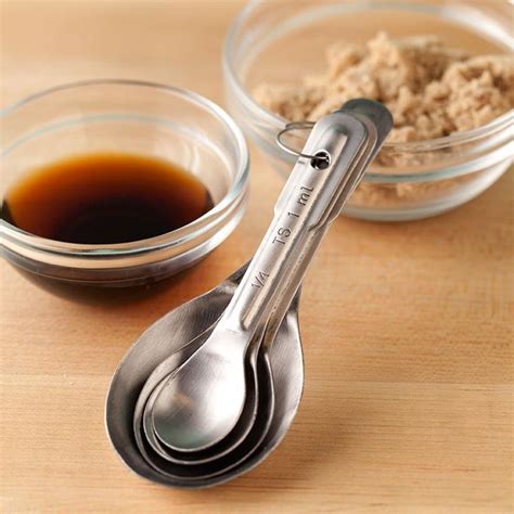 4 Piece Silver Stainless Steel Measuring Spoon Set