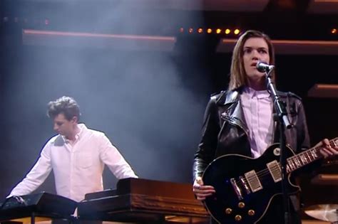 jamie xx loud places ft romy live on le grand journal exclaim