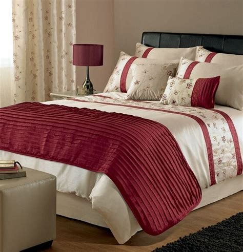 Full/queen duvet cover set includes 1 duvet cover and 2 standard shams; STUNNING CREAM RED GOLD EMBROIDERED COTTON SUPER KING SIZE ...