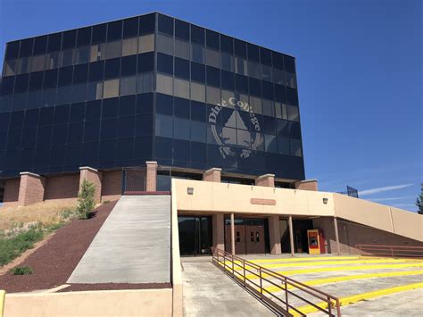Diné College now a 4-year institution; students to see big improvements