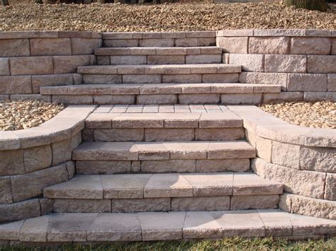 Retaining Wall Stairs Retaining Wall With Stone Steps Fredericksburg