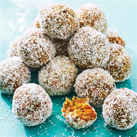 Christmas bears snack mix, ingredients: Carrot Cake Bliss Balls | Recipe | Healthy carrot cakes ...