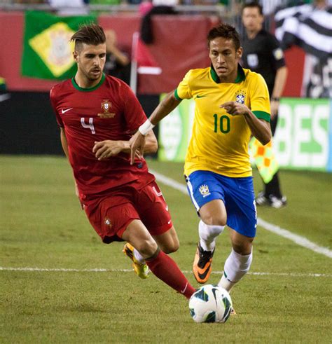 Brazil Neymar Stampede Portugal 3 1 Corner Kicks