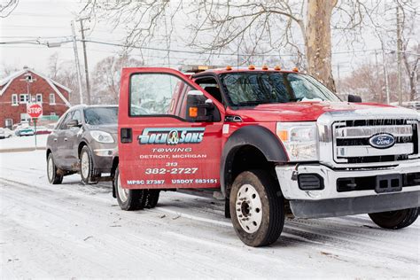 Roadside Assistance Professional Towing Service Detroit