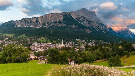 131,757 likes · 1,756 talking about this · 22,953 were here. Camping Cortina d'Ampezzo - International Camping Olympia