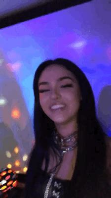 You make a collection ♡ | see more about gif, anime and kawaii. (99+) maggie lindemann | Tumblr | Maggie lindemann, Maggie ...