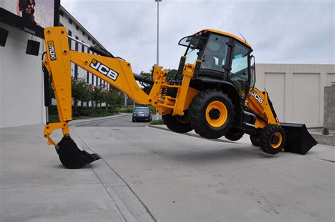 Backhoe Loaders The Efficient Tool Transforming Construction Operations Construction How