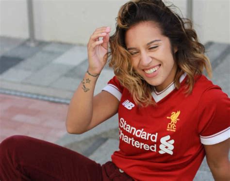Women In Football Chelcee Grimes Hits The Right Notejust Like That