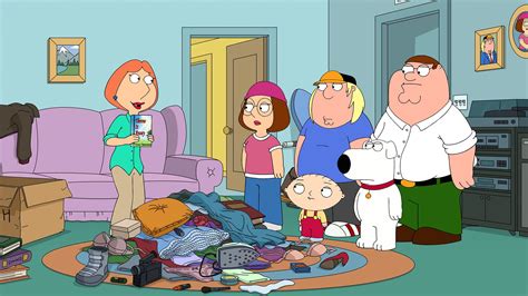Family guy season 17 episodes list. Watch Family Guy Season 17 Episode 18 - Throw It Away ...