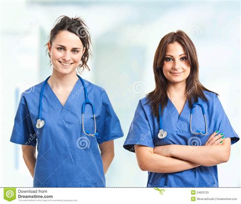 Zwei Krankenschwestern Stockbild Bild Von Klinik Lächeln 24623725