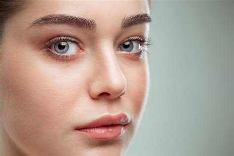 9 Pro Active Tips To Take Care Of Your Delicate Eyes In Winters