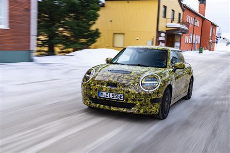 Next Generation Mini Cooper Electric To Offer Two Battery Options