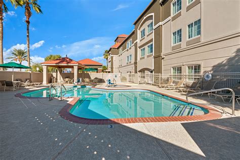 La Quinta Inn And Suites By Wyndham Phoenix I 10 West Phoenix Az Hotels