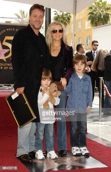 Actor Russell Crowe His Wife Danielle Spencer And Sons Tennyson