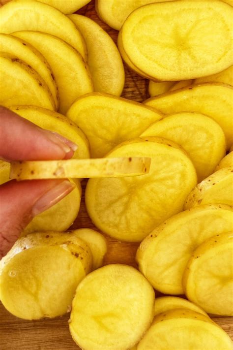 Sliced Potatoes In Air Fryer Recipe Super Crispy