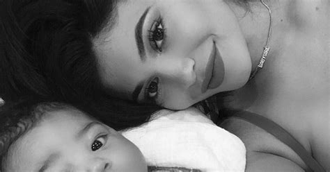 Kylie Jenners First Selfies With Stormi Are Literally The Cutest Thing Ever News Mtv Uk