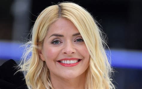 Holly Willoughby Rules Out Returning To Host Im A Celebrity Again