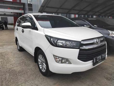 Harga Sewa Innova Reborn