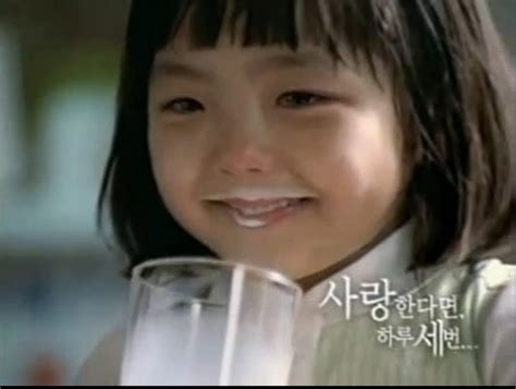 파격 노출 서신애, '하이킥' 역할 싫은 이유? 서신애, 12년 전 우유CF 시절 화제..'동그란 눈 사랑스런 매력'