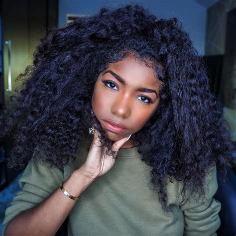 Long Curly Hairstyles For Black Women Weaves