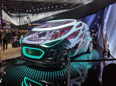 Mercedes Benz Showed Off A Bizarre Looking Self Driving Concept Car At