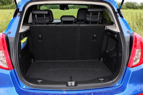 Vauxhall Mokka X 2016 Features Equipment And Accessories Parkers