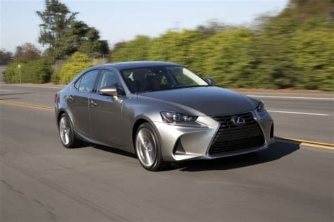 Used 2017 Lexus Is 200t Base Sedan Review And Ratings Edmunds