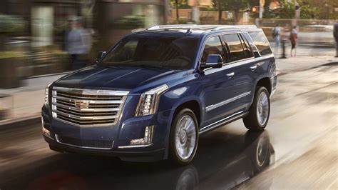 Cadillac Escalade Ev Suv Is Coming With 400 Miles Of Range R