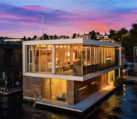 Photo 12 Of 14 In A Jewel Box Floating Home On Seattles Lake Union