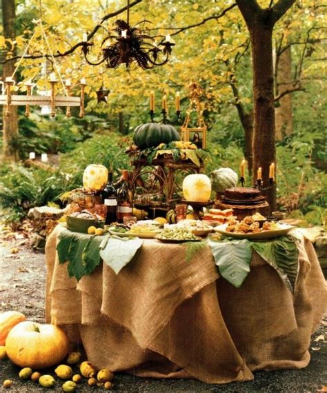Burlap Tablecloth 20 Awesome Fall Buffet Ideas For Your Party