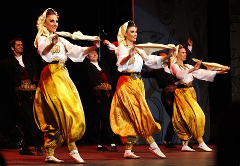 lady dance serbia