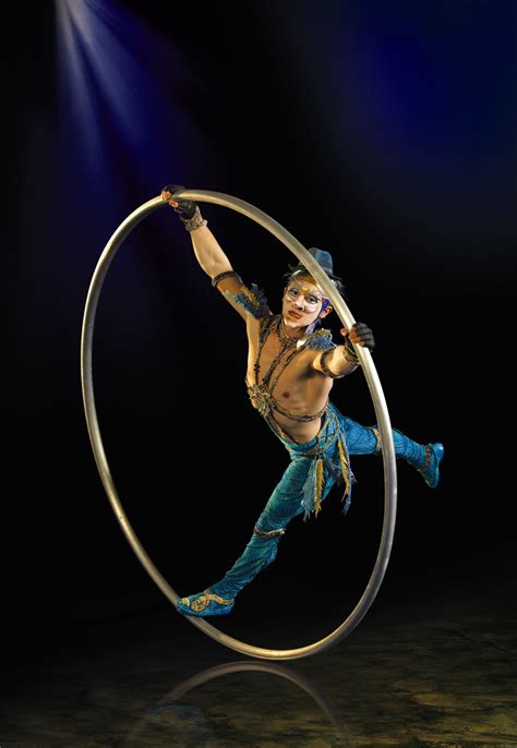 Cyr wheel - Cirque du Soleil Alegria | Cirque du soleil, Cirque, Circus art