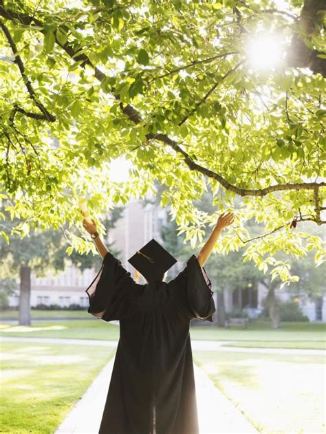 7 Things To Do Before You Graduate College Graduation Will Come All To