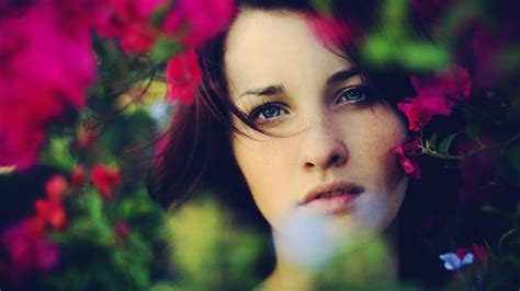 Beautiful Blue Eyed Girl Between Flowers Hd Wallpaper Rewallpaper