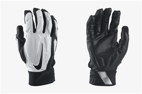 The Best Nike American Football Gloves To Wear This Season Nike Au