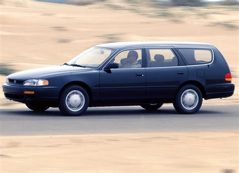 We drive the big booty toyota camry wagon from 1993 merch: Mr. Regular Reviews the Seven-Seat 1993 Toyota Camry Wagon V6 - autoevolution