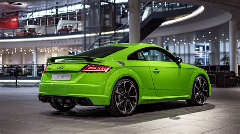 Research the 2020 audi tt rs with our expert reviews and ratings. Lime Green 2017 Audi TT RS at Audi Forum Neckarsulm - GTspirit