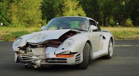 Crashed Porsche 959 Rides On Three Wheels Will Be Auctioned Off