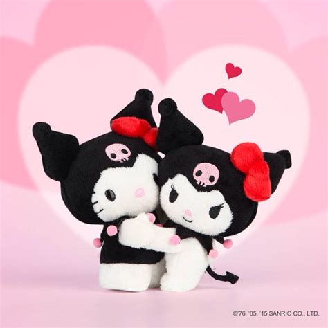 Hello Kitty Hugs Kuromi