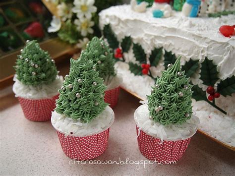 Red velvet cupcake is so awesome. Red Velvet Christmas Tree Cupcake ~ Resepi Terbaik