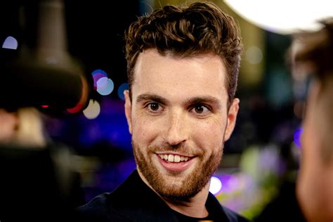Duncan laurence duncan de moor (born 11 april 1994, spijkenisse), professionally known as duncan laurence, is a dutch singer who will represent the netherlands at the eurovision song contest 2019 in tel aviv, israel with the song arcade. Bookmakers geloven in Duncan: hoogste winkans tot nu toe ...