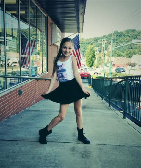 ‘dance Moms News 2015 Maddie Ziegler Admits Her Life Has