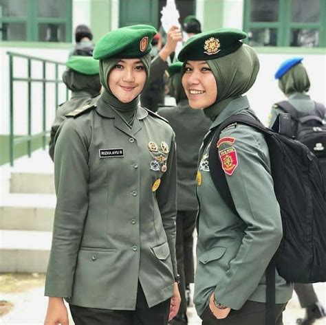 Tentara Wanita Cantik Dan Sholihah Pisbon Wanita Wanita Cantik