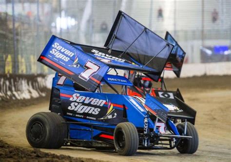 Winged sprint cars have increased downforce generated with racing, which makes them faster and safer. Pin by Mitchell Poole on Racing | Sprint cars, Sprint car ...