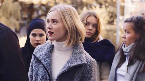 Skam La Transgresora Serie Noruega Que Juega Con Los Límites De La Ficción Y La Realidad