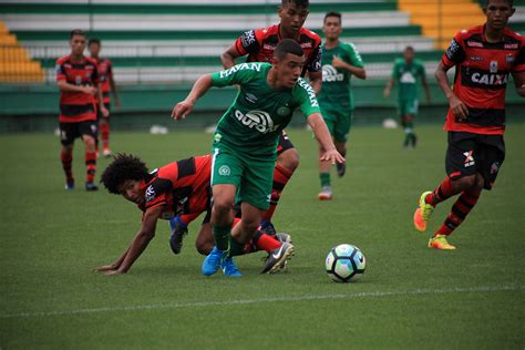 Maybe you would like to learn more about one of these? Sub-17 | Chapecoense x Atlético-GO | Flickr
