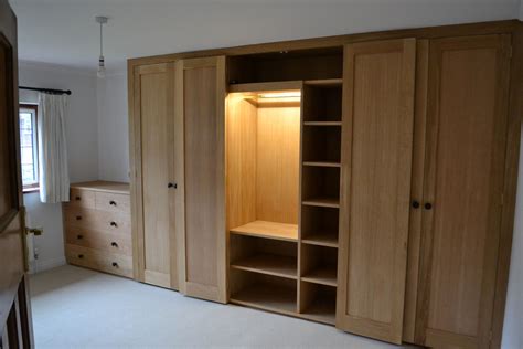 Acorn Bespoke Carpentry And Joinery Bespoke Fitted Wardrobes Surrey