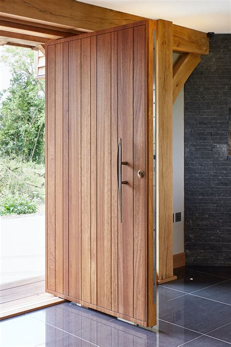 What You Need To Know About Pivot Doors Urban Front