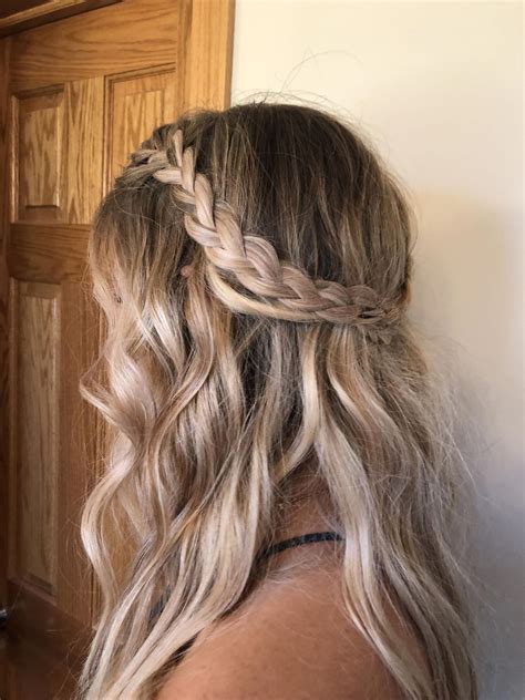 Braided Half Up Half Down Hairstyle Updospromhairstyles Prom Hair